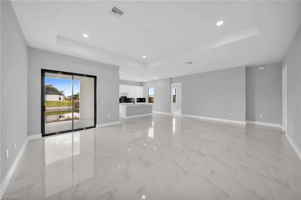 1225 NE 5th Pl, Cape Coral, FL 33909 Photo