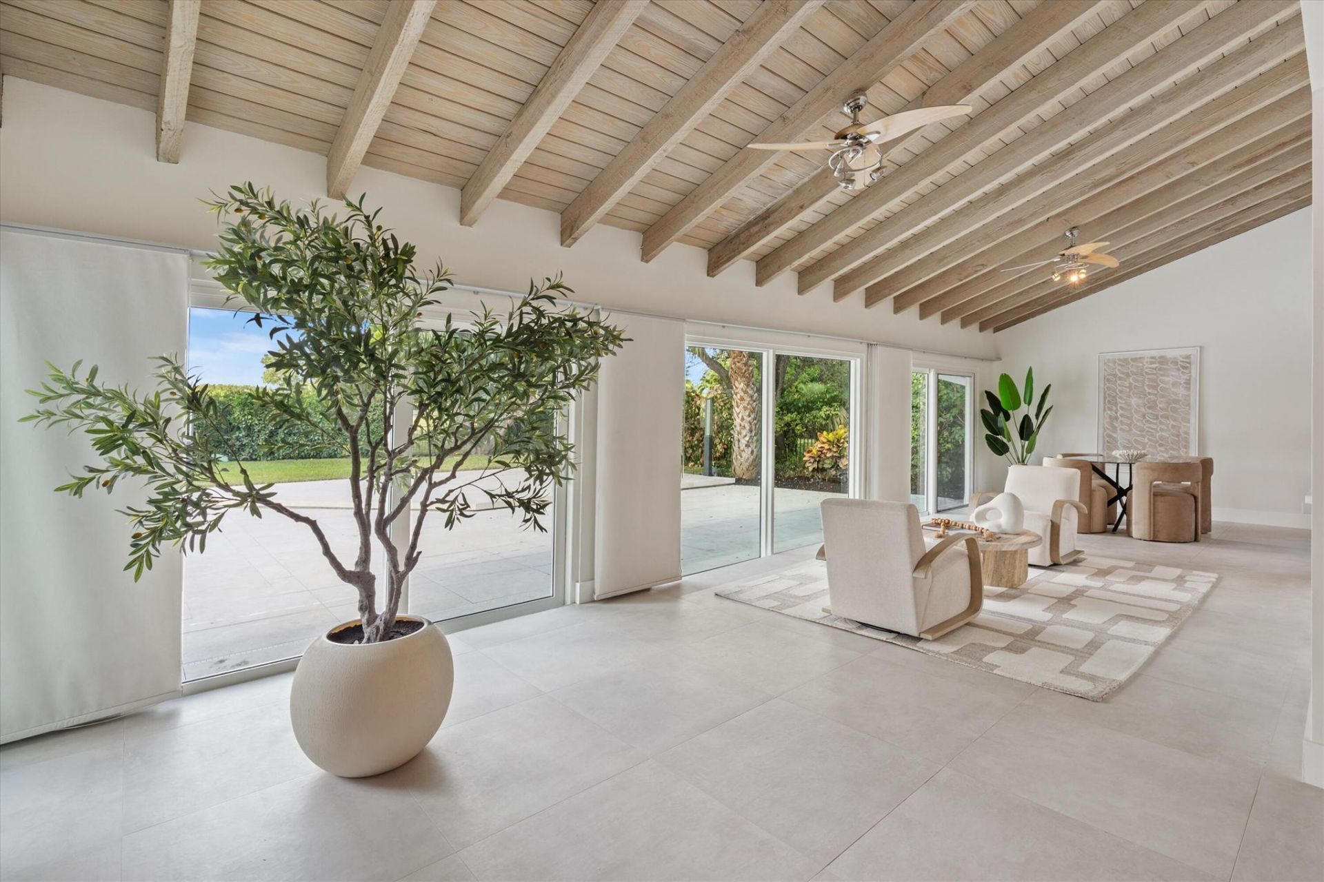 654 Pine Lake Drive, Delray Beach, FL 33445 Photo