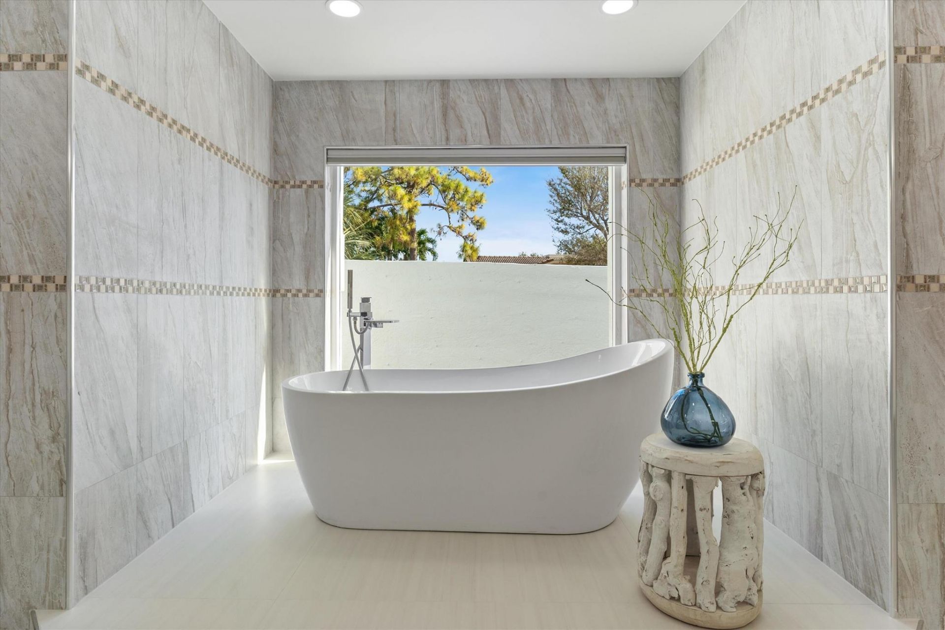 654 Pine Lake Drive, Delray Beach, FL 33445 Photo