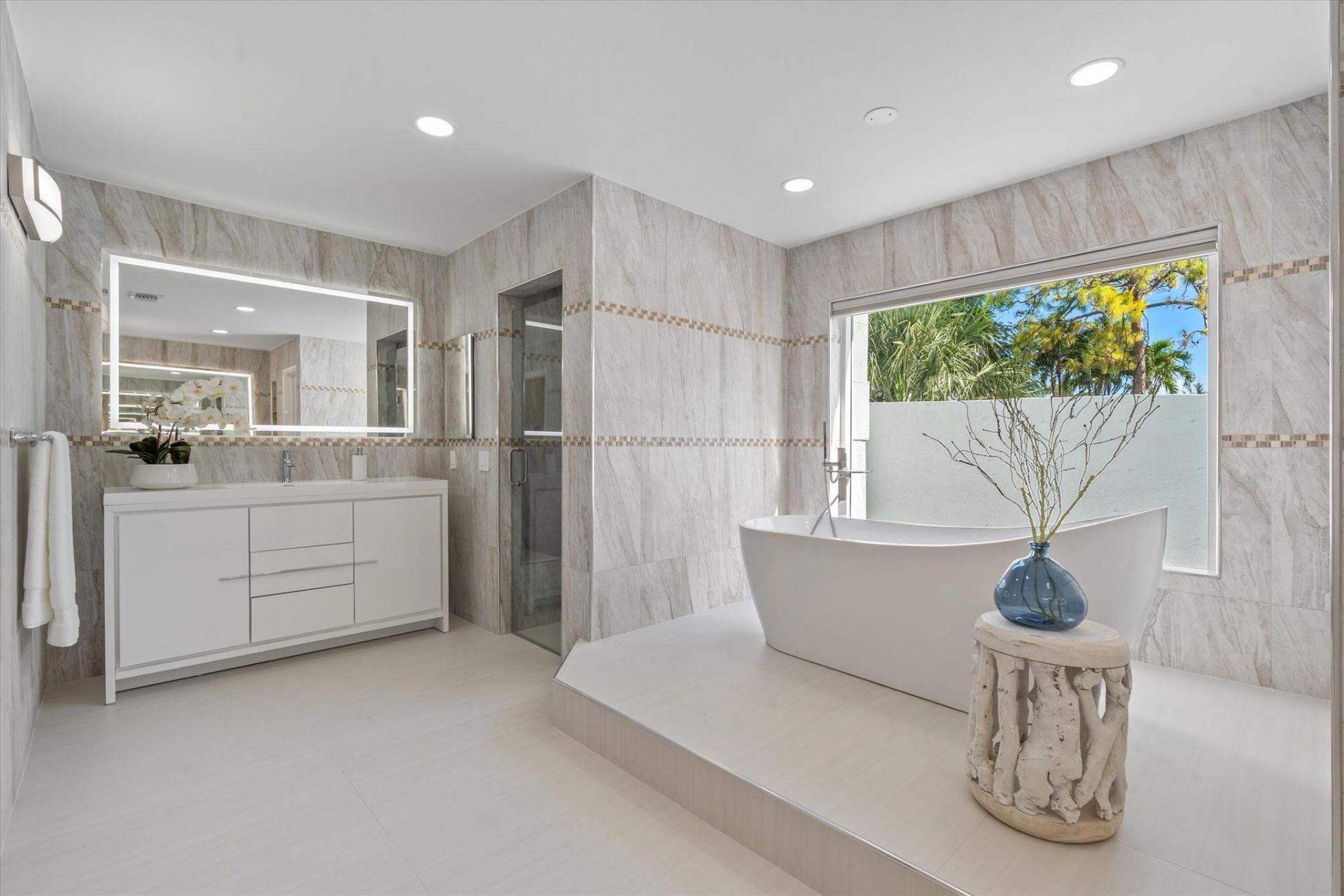 654 Pine Lake Drive, Delray Beach, FL 33445 Photo