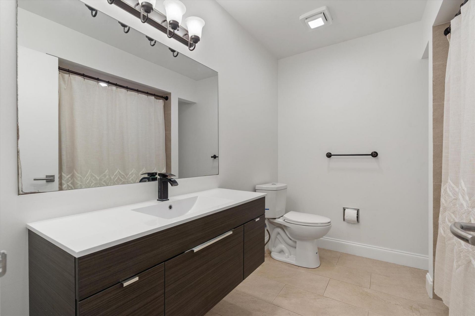 654 Pine Lake Drive, Delray Beach, FL 33445 Photo