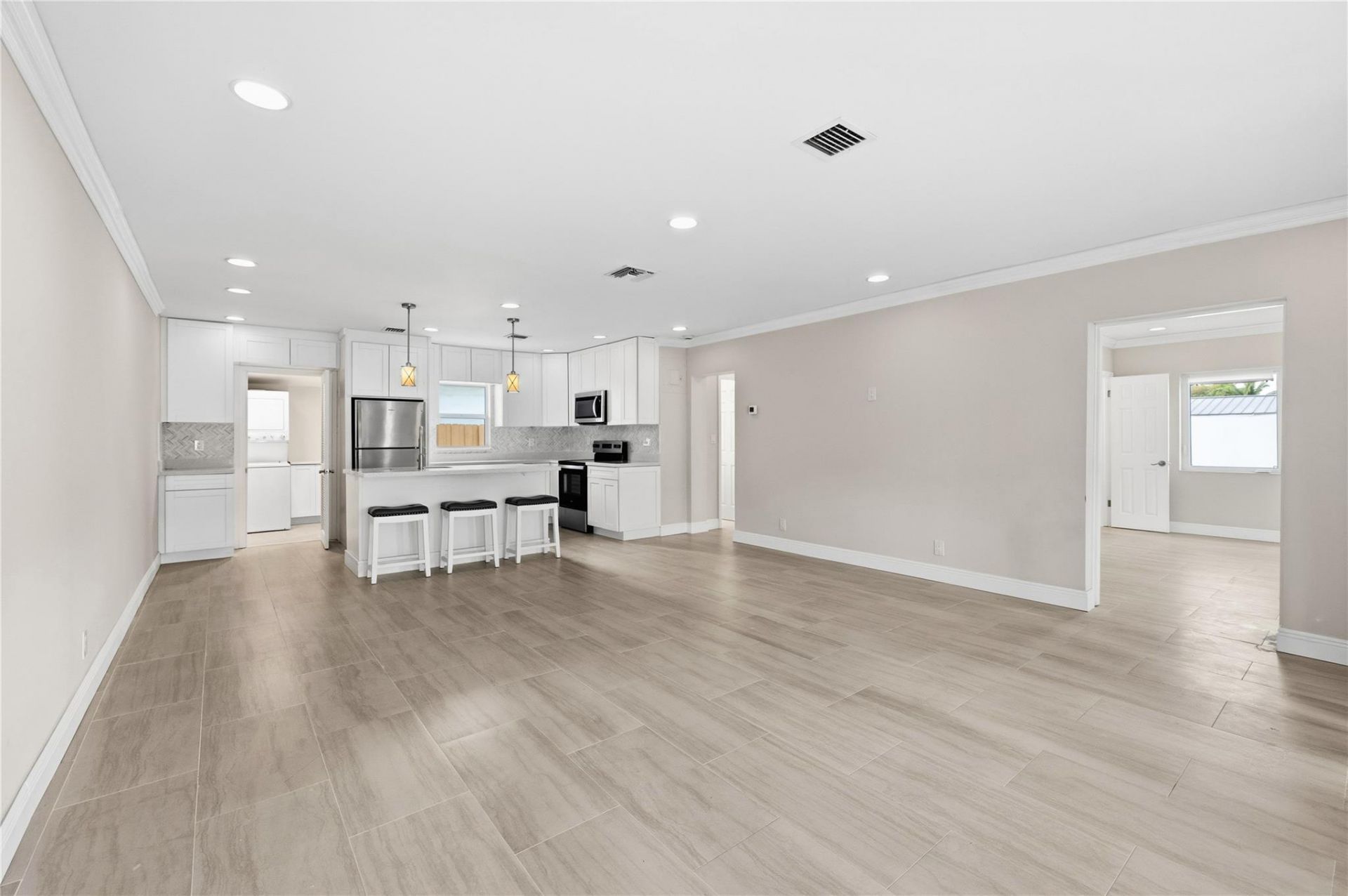 2000 NE 17 Court, Fort Lauderdale, FL 33304 Photo