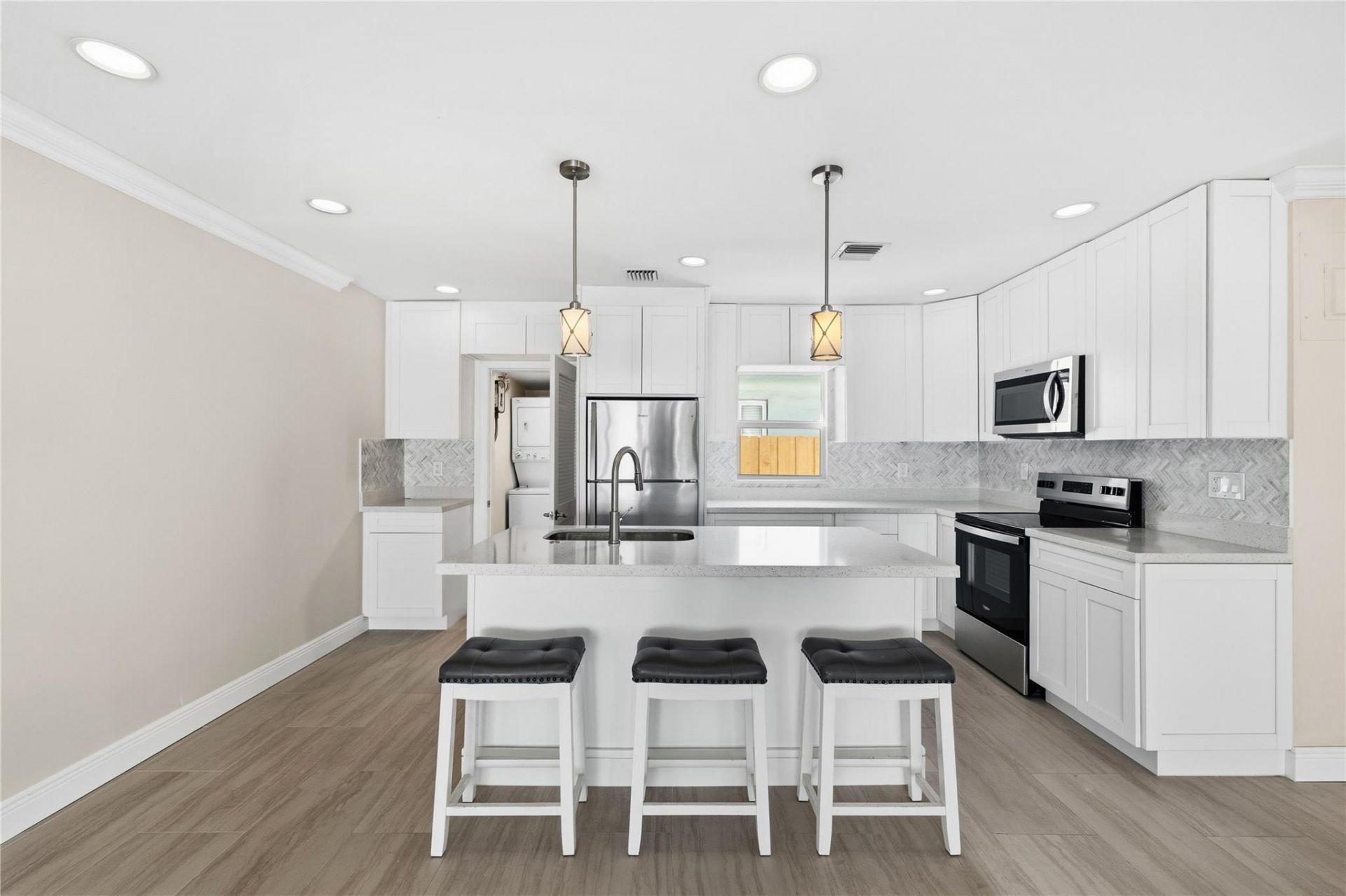 2000 NE 17 Court, Fort Lauderdale, FL 33304 Photo