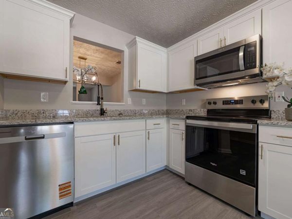 3017 Waldrop Circle, Decatur, GA 30034