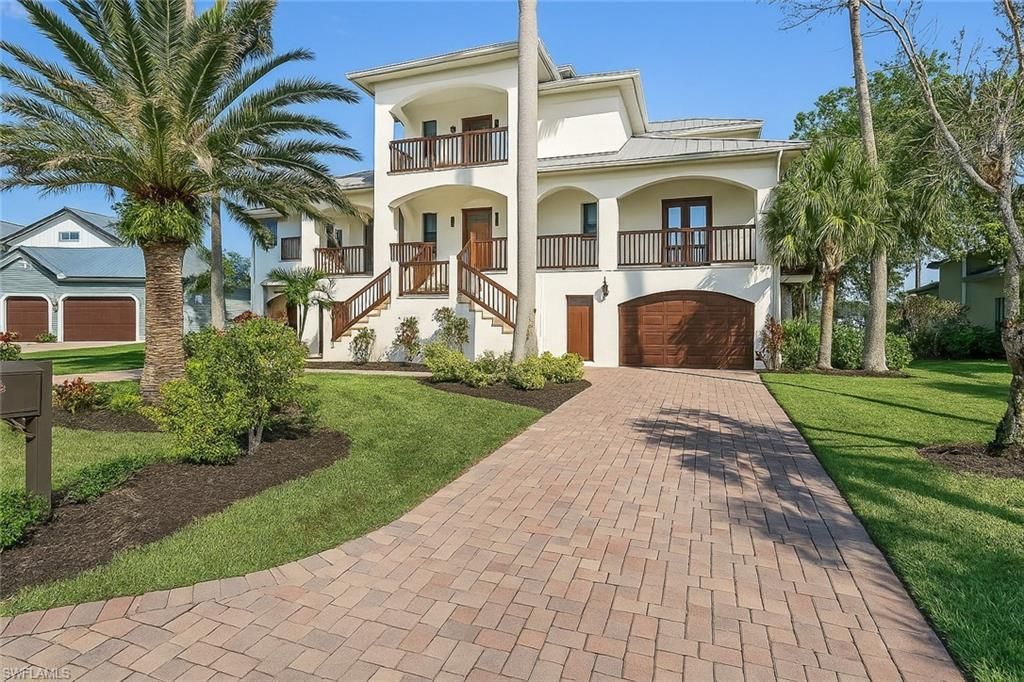 223 Dolphin Cove Ct, Bonita Springs, FL 34134 Photo