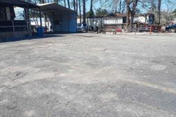 2443 Decker Boulevard  photo 4