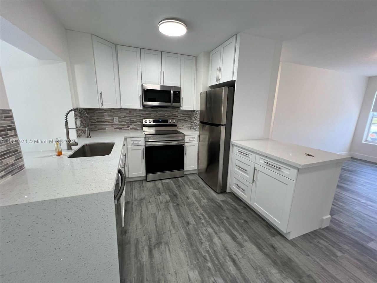 6761 Sheridan St, Hollywood, FL 33024 Photo