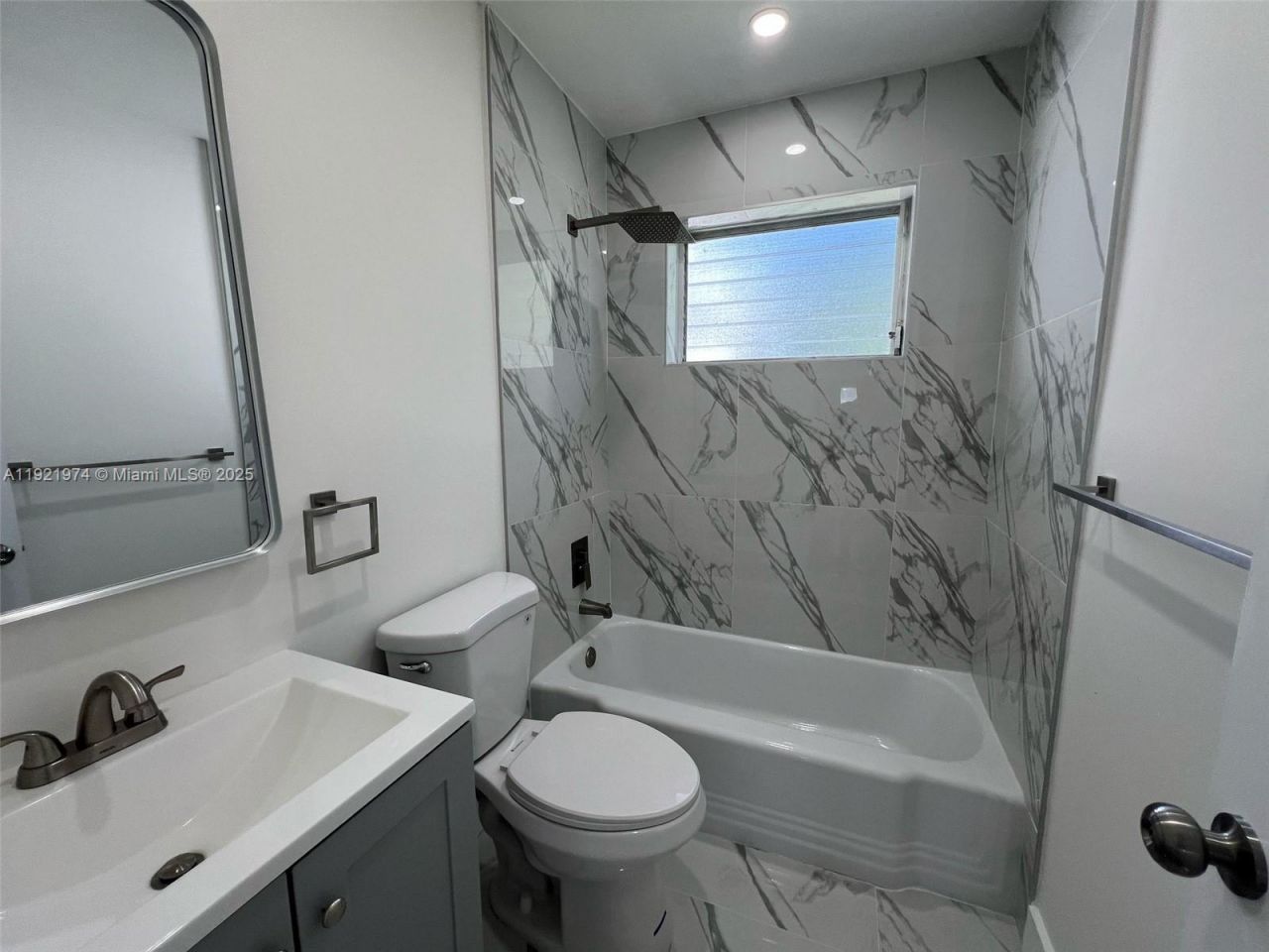 6761 Sheridan St, Hollywood, FL 33024 Photo