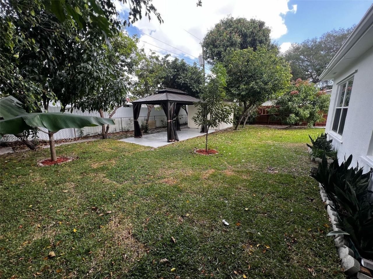 6761 Sheridan St, Hollywood, FL 33024 Photo