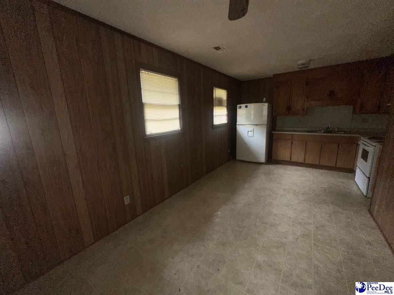 901 Franklin Dr Photo 7