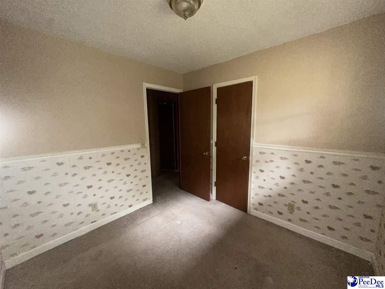 901 Franklin Dr Photo 8