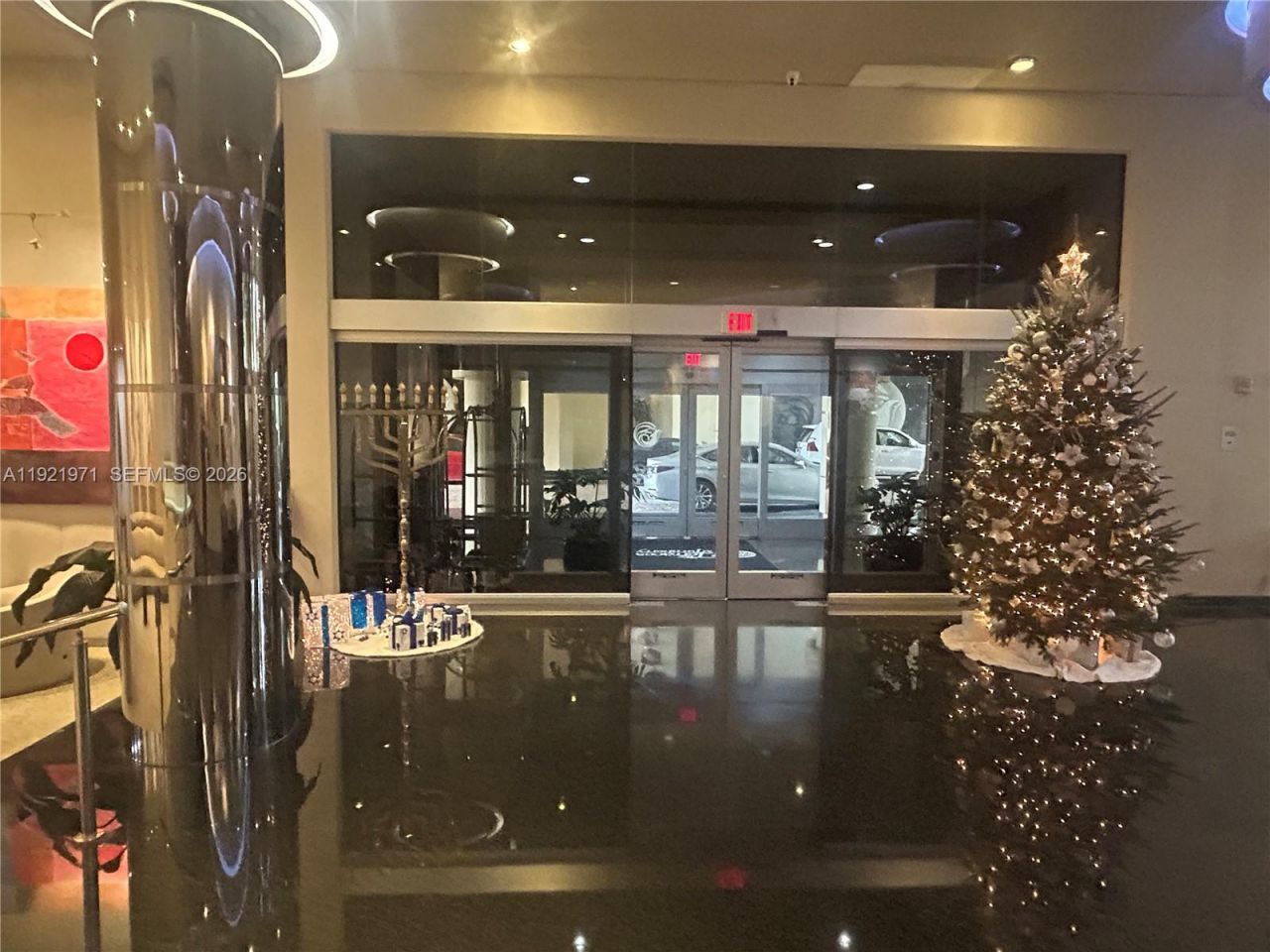 20191 E Country Club Dr, Unit 2601, Aventura, FL 33180 Photo