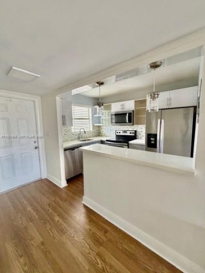 8350 Sunrise Lakes Blvd, Unit 202, Sunrise, FL 33322 Photo