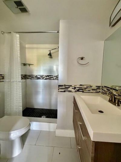 8350 Sunrise Lakes Blvd, Unit 202, Sunrise, FL 33322 Photo