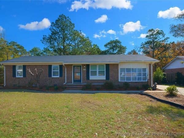 3235 Glenmore Drive, Hope Mills, NC 28348