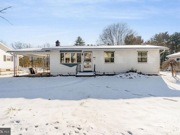 1011 E MAIN STREET, HEGINS, PA 17938