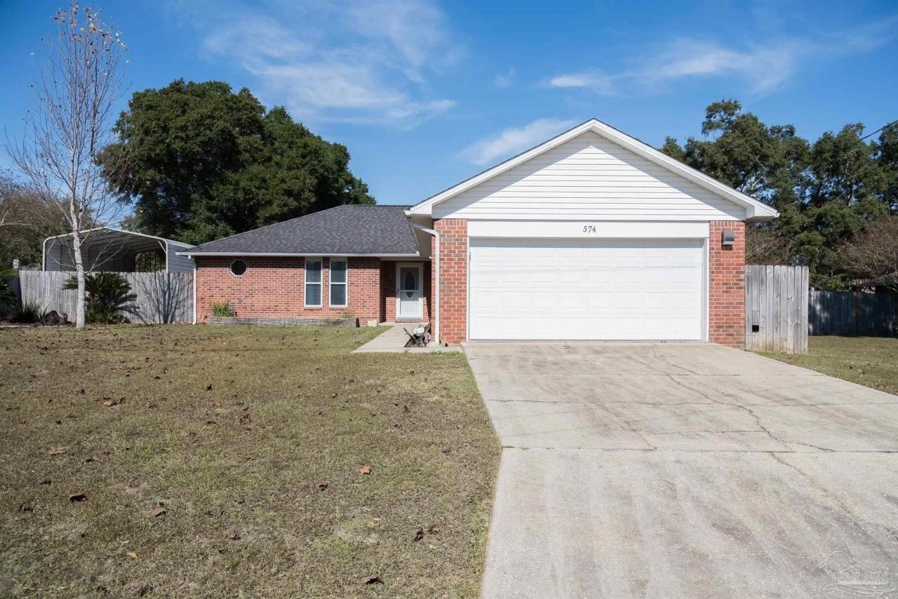 574 Ard Dr, Pensacola, FL 32526 Main Photo