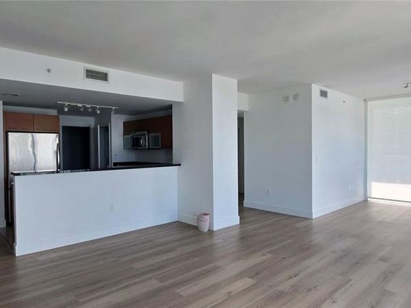 244 BISCAYNE BLVD, Unit 3109, Miami, FL 33132