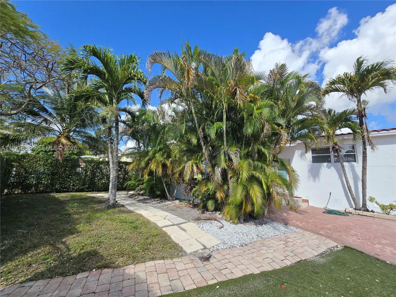 8105 SW 17th Ter, Miami, FL 33155 Photo