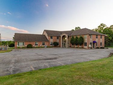 1230 Lexington Ave, Unit 201, Mansfield, OH 44907
