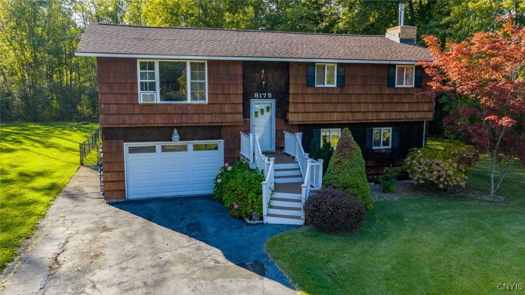 8175 Caughdenoy Road, Clay, NY 13041 Main Photo