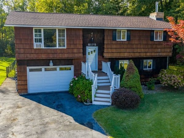 8175 Caughdenoy Road, Clay, NY 13041