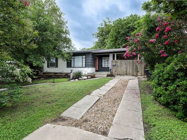 618 Sumner Dr, San Antonio, TX 78209