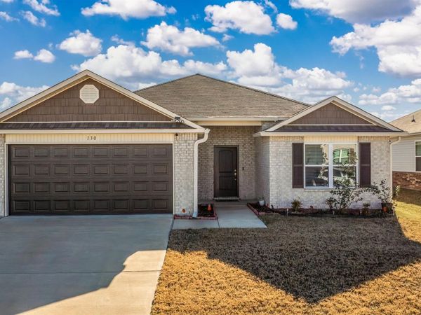 130 Jo Park Ln, Maumelle, AR 72113
