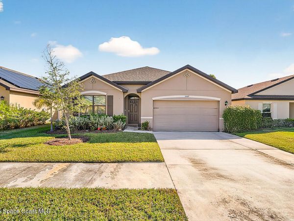 5307 Entertainment Way, Fort Pierce, FL 34947