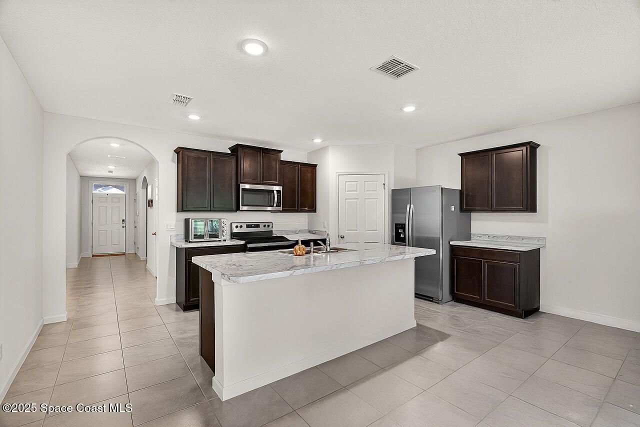 5307 Entertainment Way, Fort Pierce, FL 34947 Photo