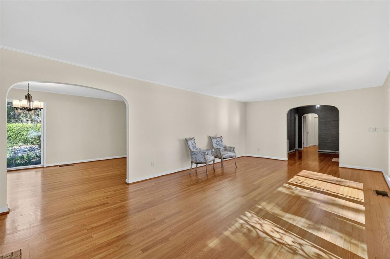 9345 Silver Lake Drive, Leesburg, FL 34788 Photo