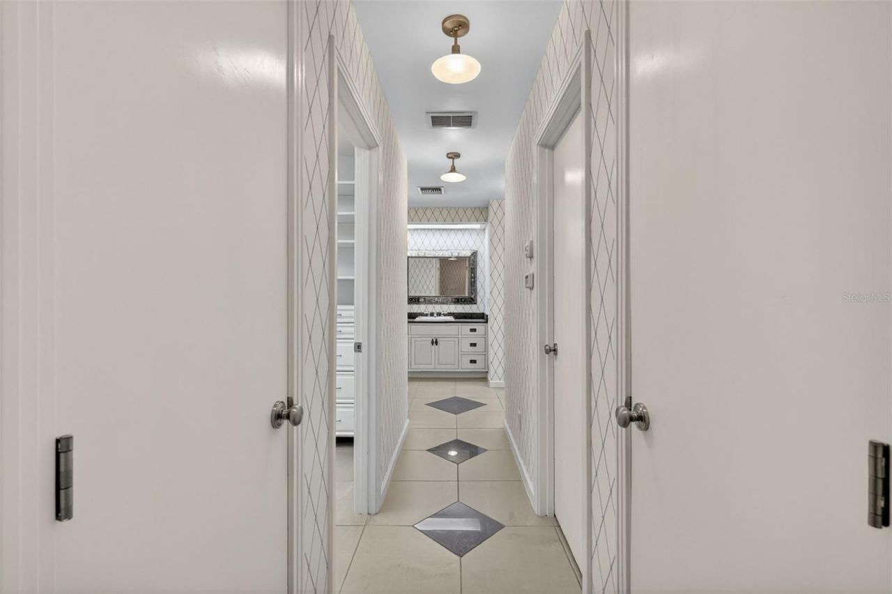 9345 Silver Lake Drive, Leesburg, FL 34788 Photo