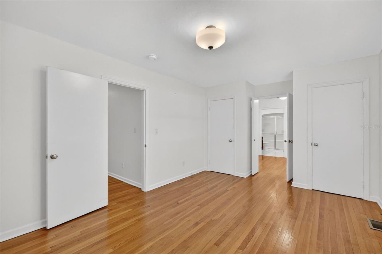 9345 Silver Lake Drive, Leesburg, FL 34788 Photo