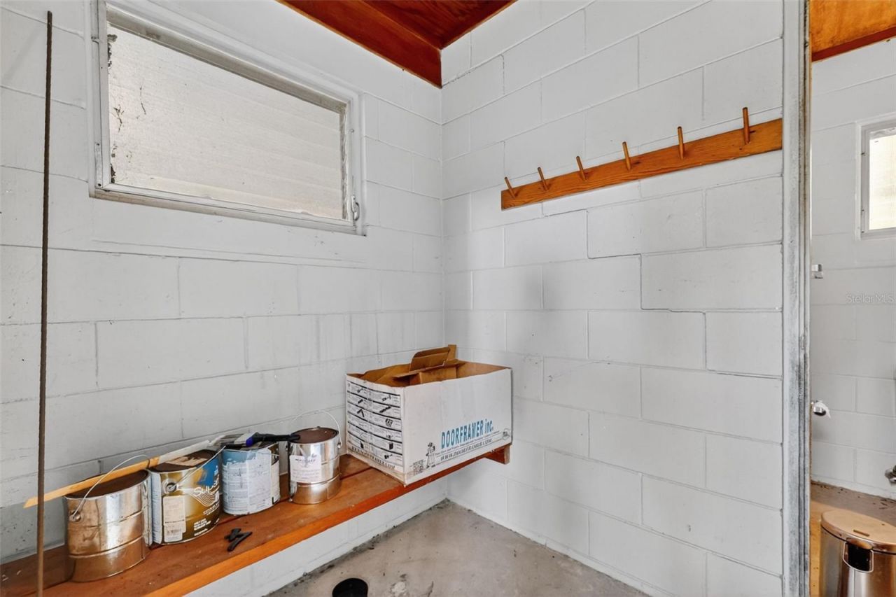 9345 Silver Lake Drive, Leesburg, FL 34788 Photo