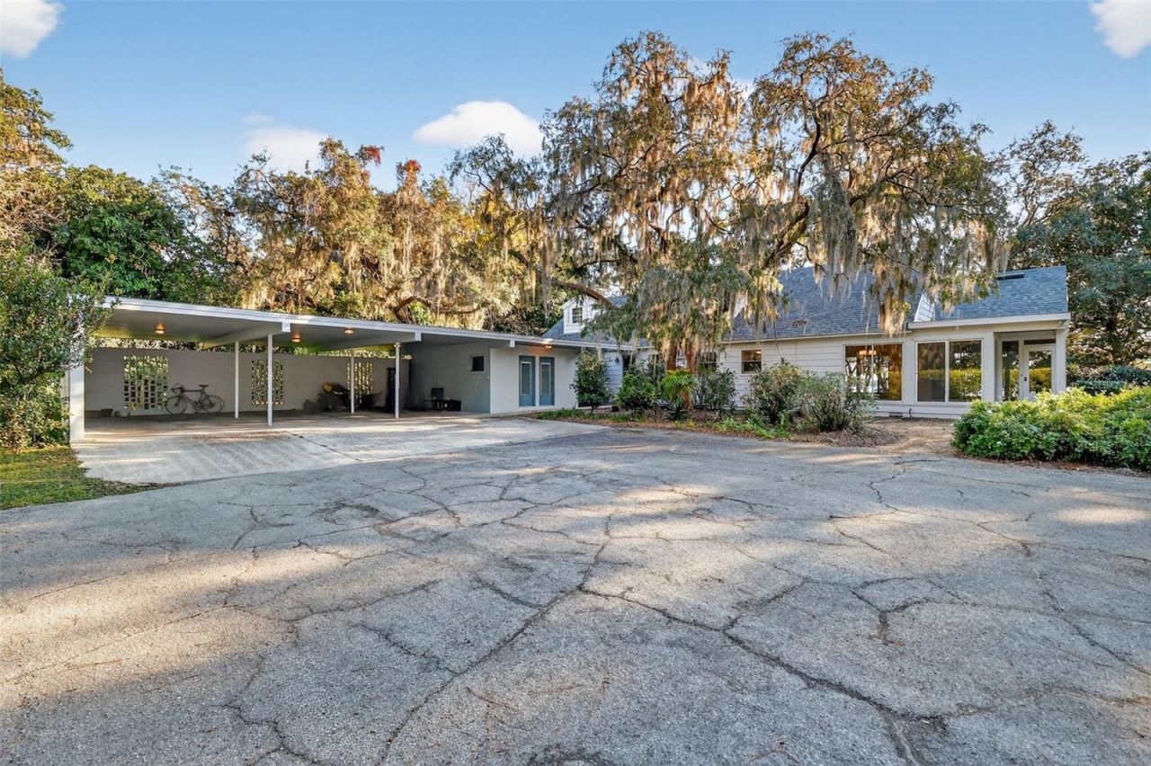 9345 Silver Lake Drive, Leesburg, FL 34788 Photo