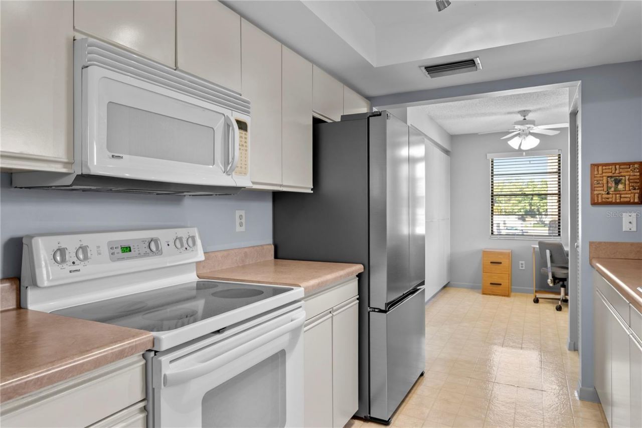 1601 43rd Street N, Unit 220, Saint Petersburg, FL 33713 Photo