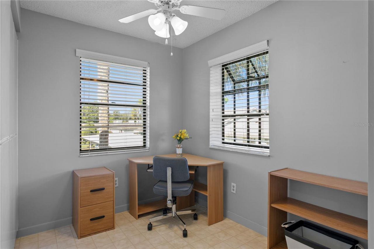 1601 43rd Street N, Unit 220, Saint Petersburg, FL 33713 Photo