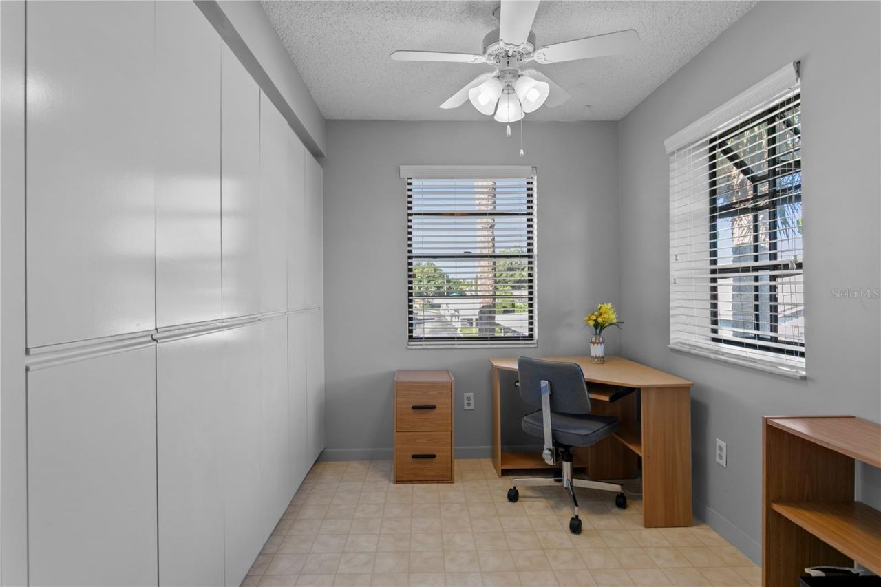 1601 43rd Street N, Unit 220, Saint Petersburg, FL 33713 Photo