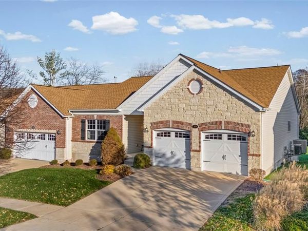 104 Amiot Court, Chesterfield, MO 63146