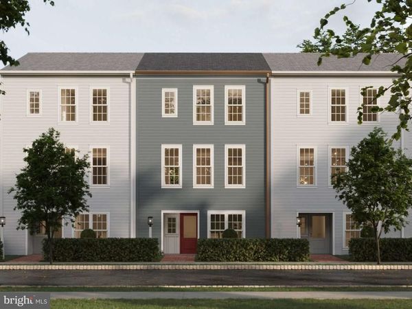 1123 JAMES STREET, MECHANICSBURG, PA 17055