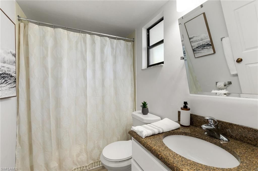 600 Neapolitan Way, Unit 257, Naples, FL 34103 Photo