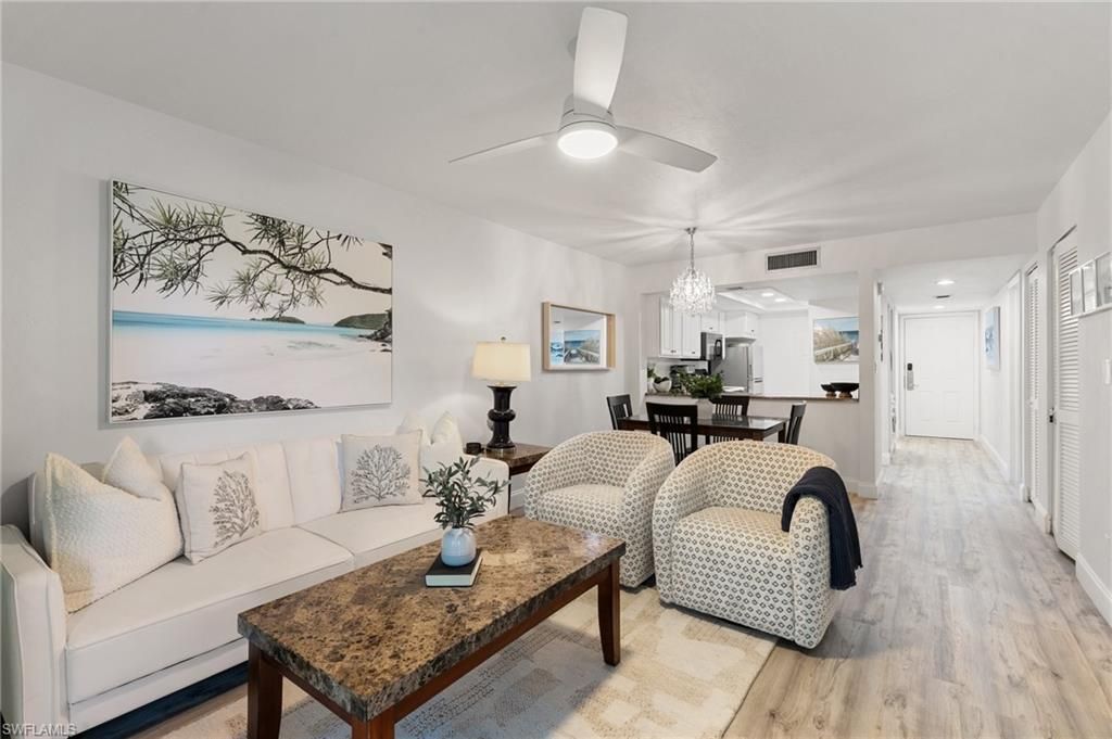 600 Neapolitan Way, Unit 257, Naples, FL 34103 Photo