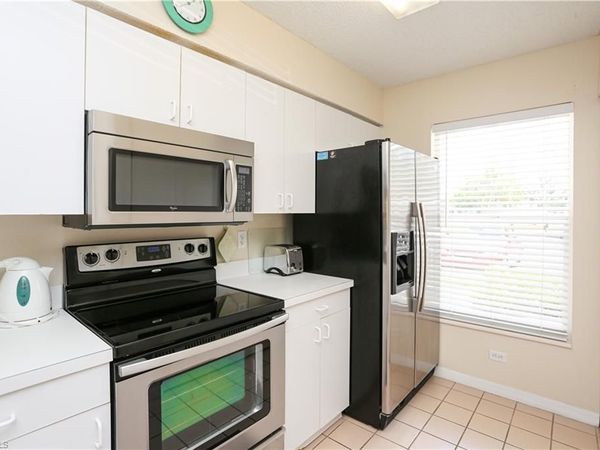 287 Quail Forest BLVD, Unit 117, NAPLES, FL 34105