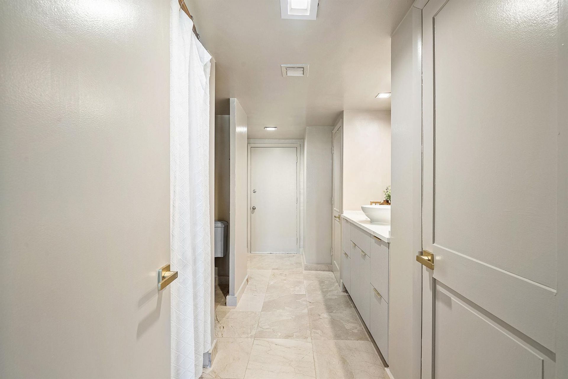 2100 S Ocean Lane, Unit 101-102, Fort Lauderdale, FL 33316 Photo