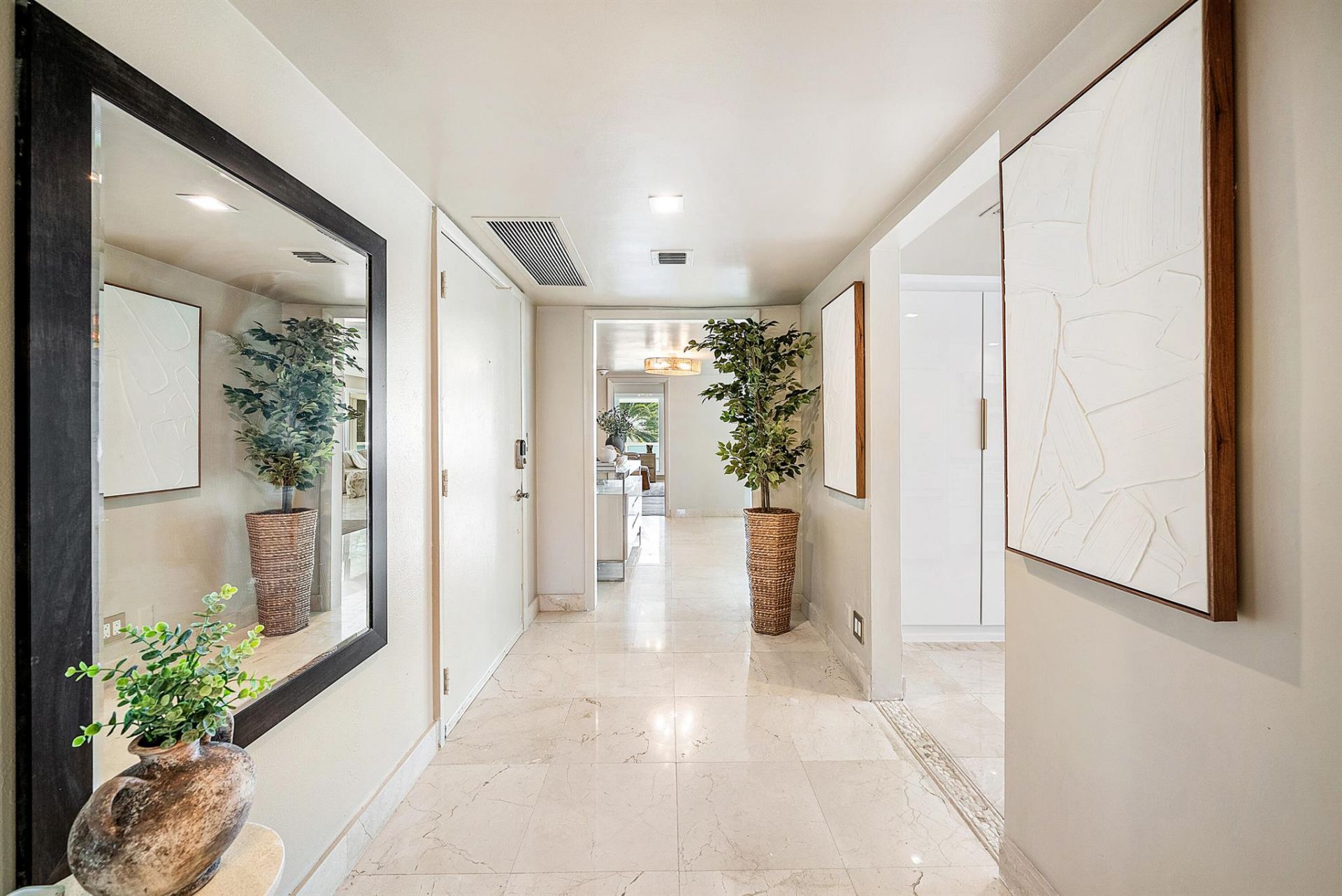 2100 S Ocean Lane, Unit 101-102, Fort Lauderdale, FL 33316 Photo