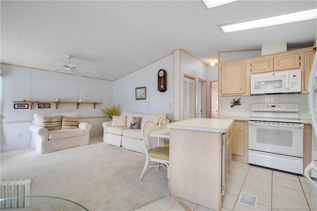 10725 S Ocean Drive, Unit 141, Jensen Beach, FL 34957 Photo