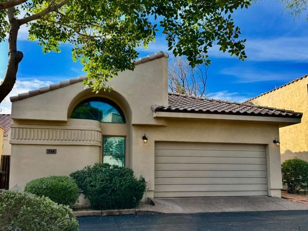 7240 N DREAMY DRAW Drive, Unit 114, Phoenix, AZ 85020
