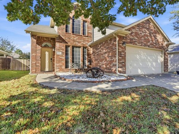 6001 Big Flat Drive, Fort Worth, TX 76131