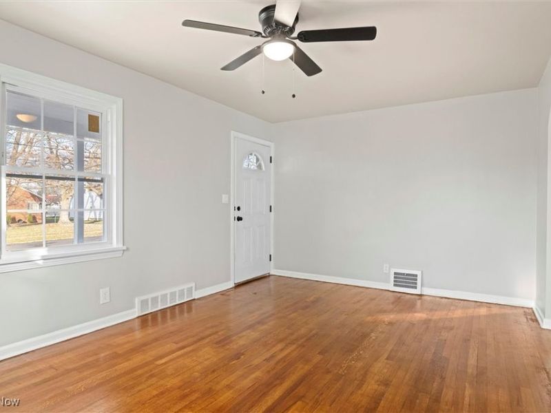 31 Rockdale Avenue, Boardman, OH 44512 Photo 3