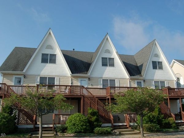 111 K St, Seaside Park, NJ 08752